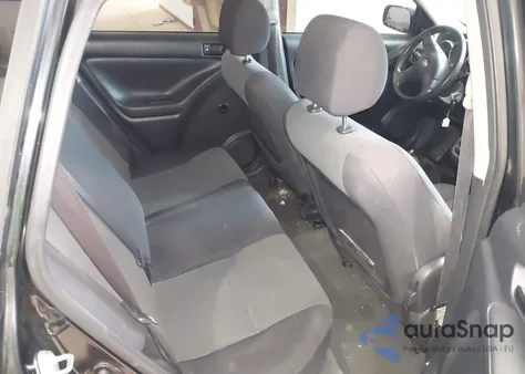 2004 Toyota Corolla Matrix Standard from USA, damaged, VIN 2T1KR32E24C305200